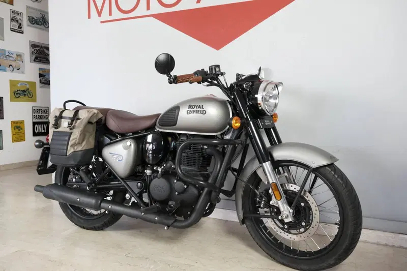 Royal Enfield Classic 350 (2021 - 26) (5)