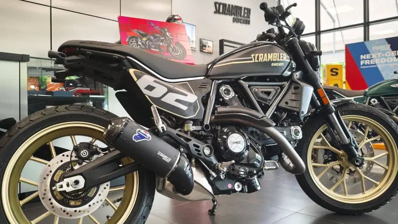 Ducati Scrambler 800 Full Throttle (2025 - 26)