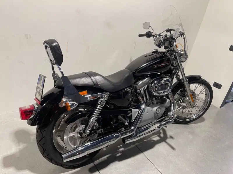 Harley-Davidson 883 Custom (2008 - 12) - XL 883C (6)