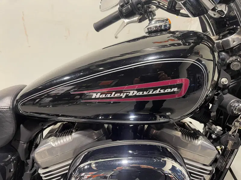 Harley-Davidson 883 Custom (2008 - 12) - XL 883C (10)