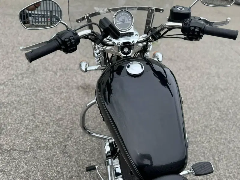 Harley-Davidson 1200 SuperLow (2014 - 16) - XL 1200T (5)
