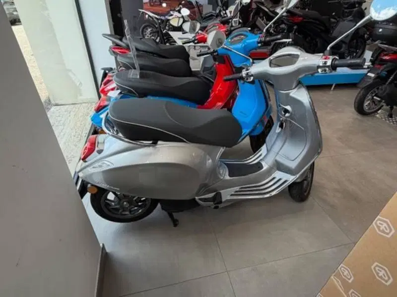 Vespa Vespa Elettrica 70 (2020 - 24) (3)
