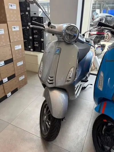 Vespa Vespa Elettrica 70 (2020 - 24) usata