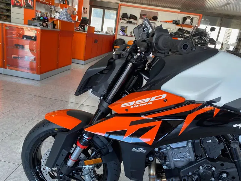 KTM 990 Duke (2024 - 26) (3)