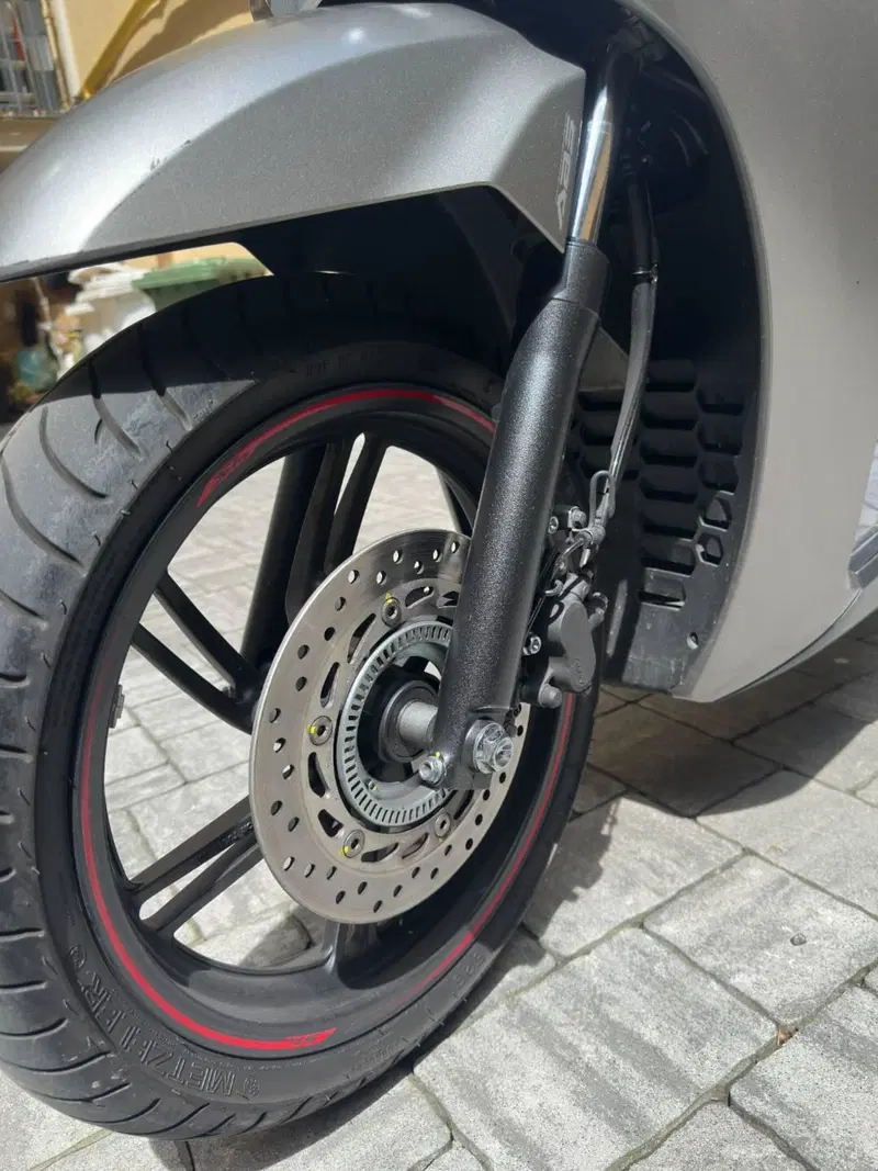 Honda SH 300 i Sport ABS (2018 - 20) (7)