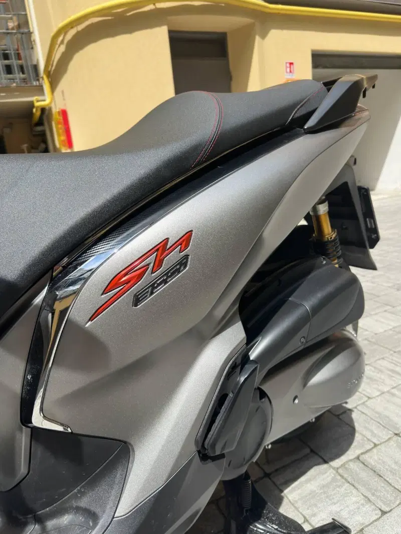 Honda SH 300 i Sport ABS (2018 - 20) (9)