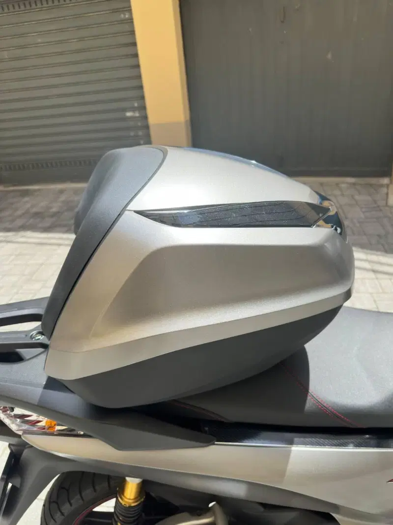 Honda SH 300 i Sport ABS (2018 - 20) (12)
