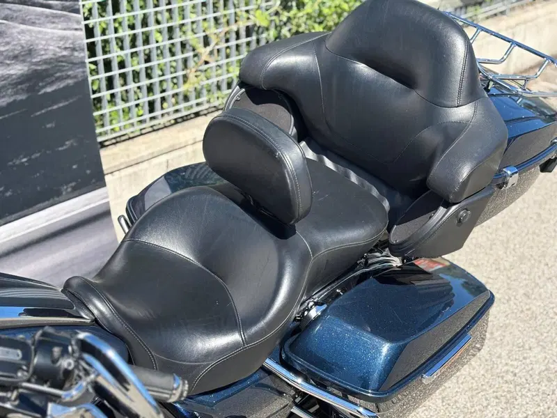 Harley-Davidson 1690 Electra Glide Ultra Limited (2016) - FLHTK (6)
