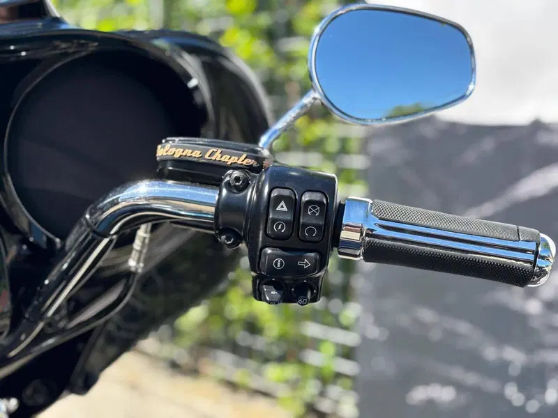 Harley-Davidson 1690 Electra Glide Ultra Limited (2016) - FLHTK (8)