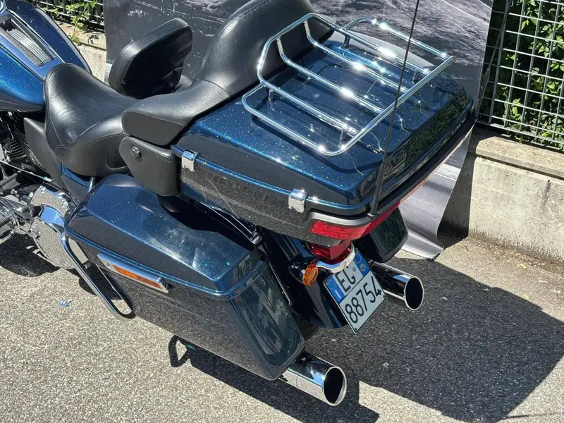 Harley-Davidson 1690 Electra Glide Ultra Limited (2016) - FLHTK (10)