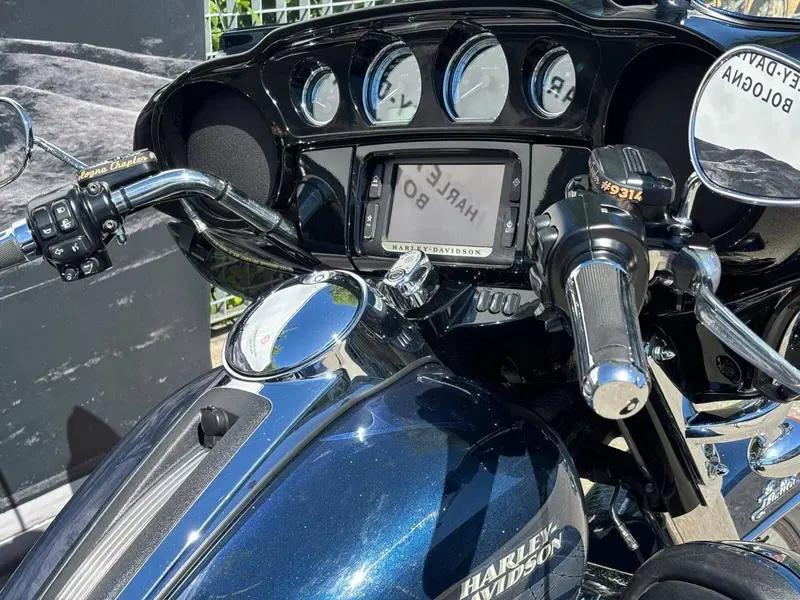 Harley-Davidson 1690 Electra Glide Ultra Limited (2016) - FLHTK (14)