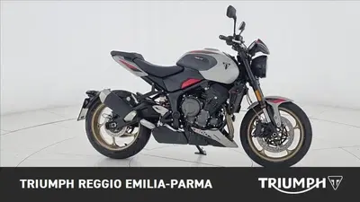Triumph Trident 800 (2026) usata