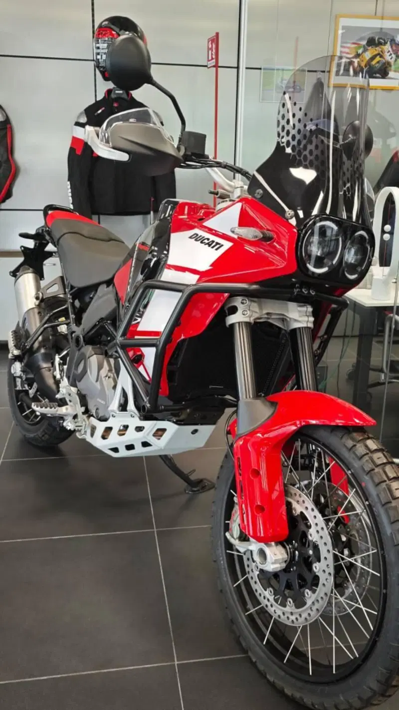 Ducati DesertX Discovery (2025)