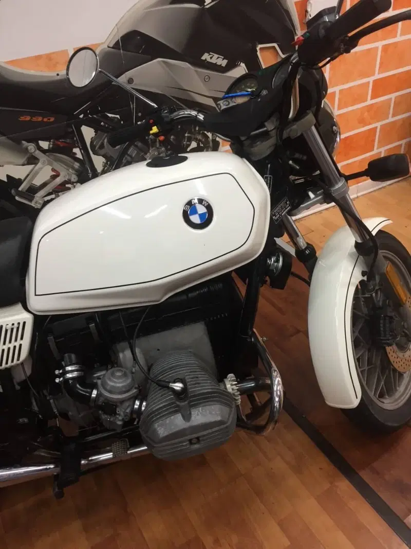 Bmw R45 (3)