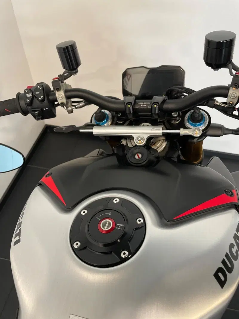 Ducati Streetfighter V4 1100 SP (2022) (5)