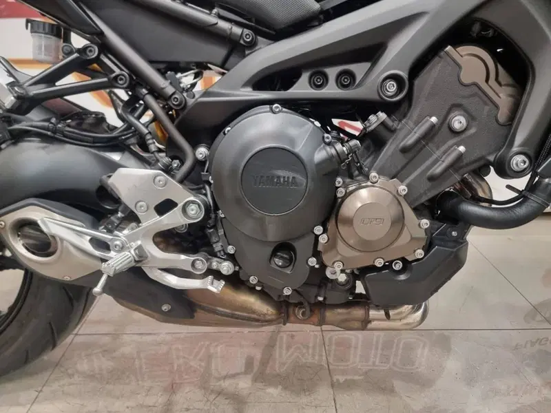 Yamaha MT-09 SP (2018 - 20) (7)