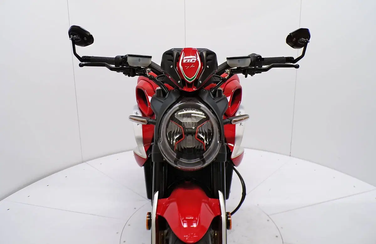 MV Agusta Dragster 800 RR SCS (2021 - 25) (9)