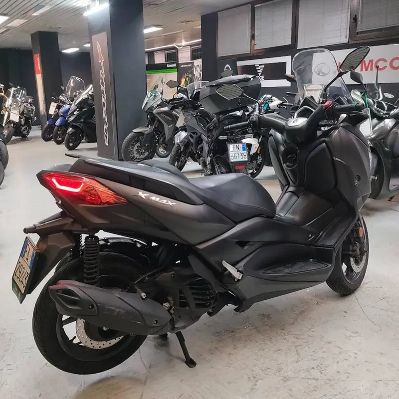 Yamaha X-Max 125 (2021 - 24) (6)