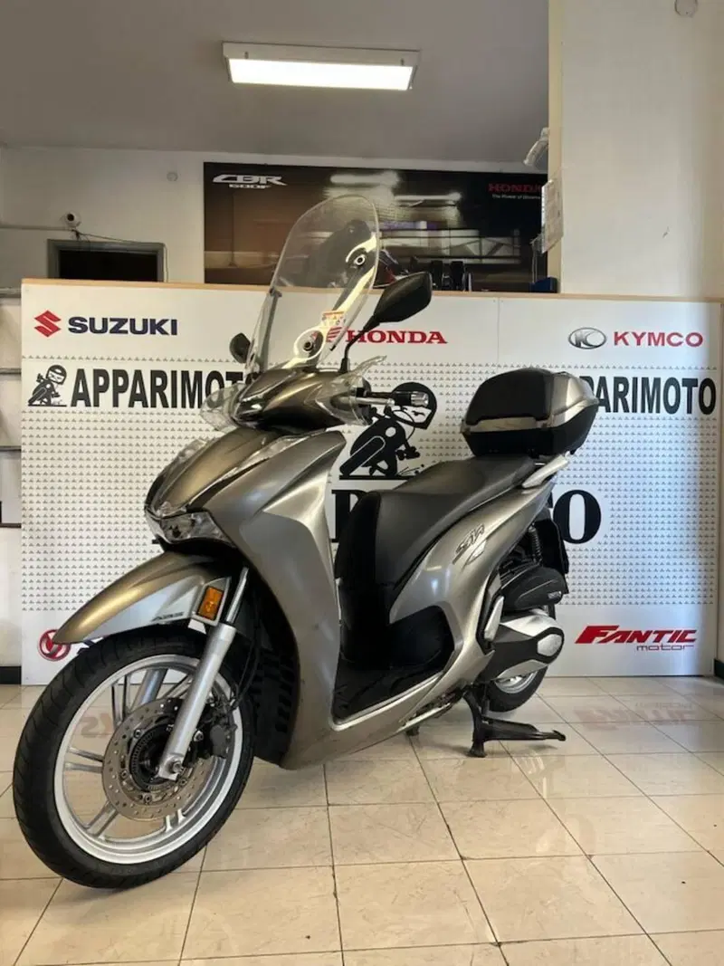 Honda SH 350 (2021 - 24) (3)