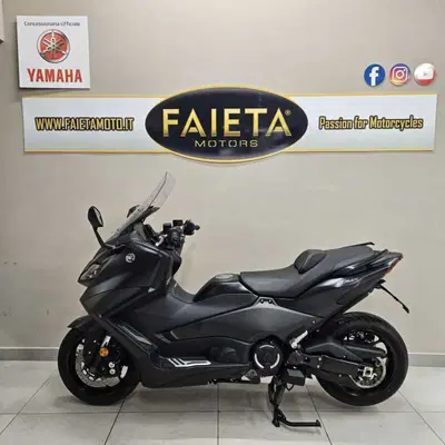 Yamaha T-Max 560 (2022 - 24) usata