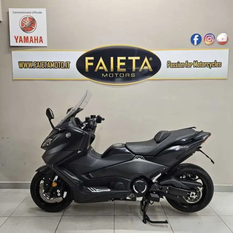Yamaha T-Max 560 (2022 - 24)
