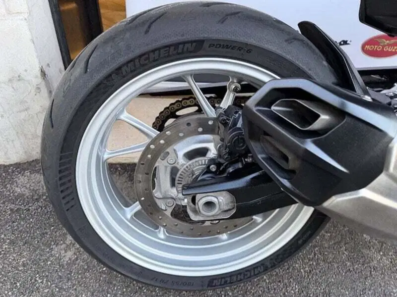 Bmw F 900 R (2021 - 24) (3)