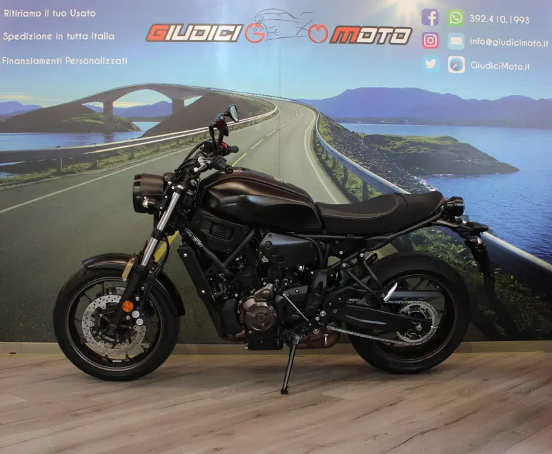 Yamaha XSR 700 (2021) (3)