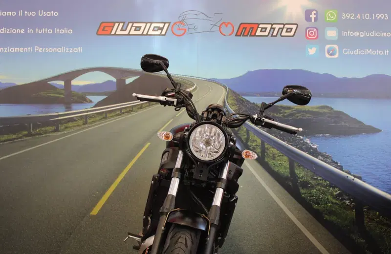 Yamaha XSR 700 (2021) (9)