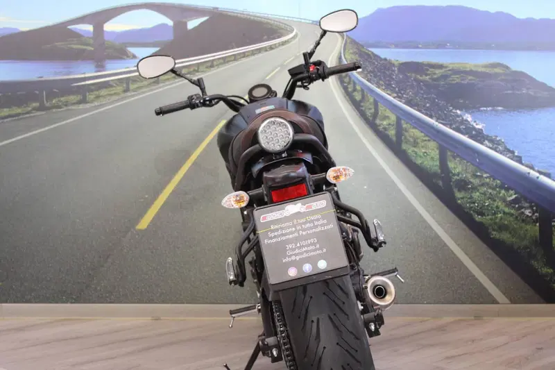 Yamaha XSR 700 (2021) (16)