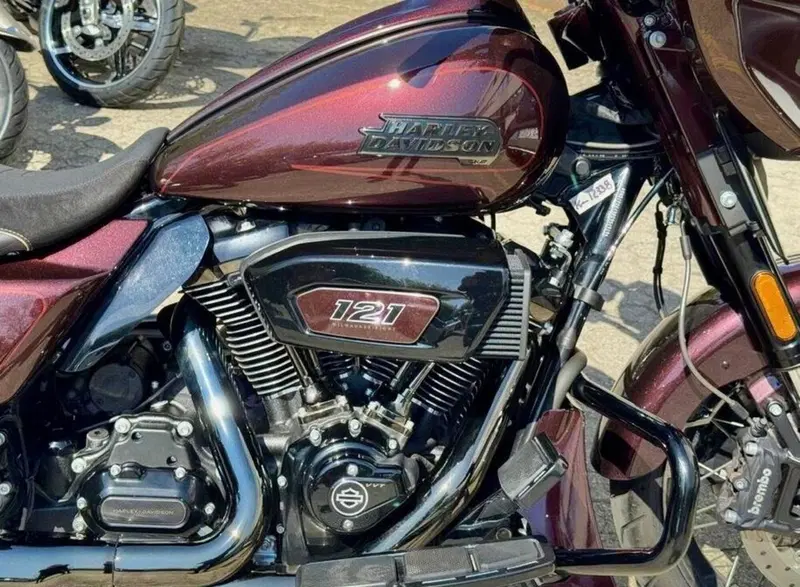 Harley-Davidson CVO Street Glide (2024) (6)