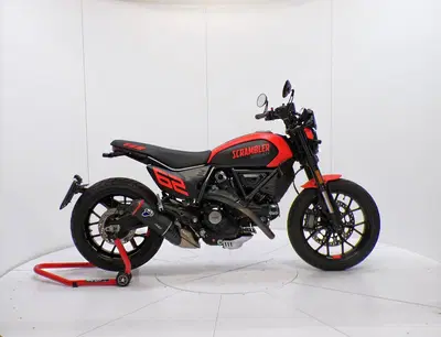 Ducati Scrambler 800 Full Throttle (2023 - 24) usata