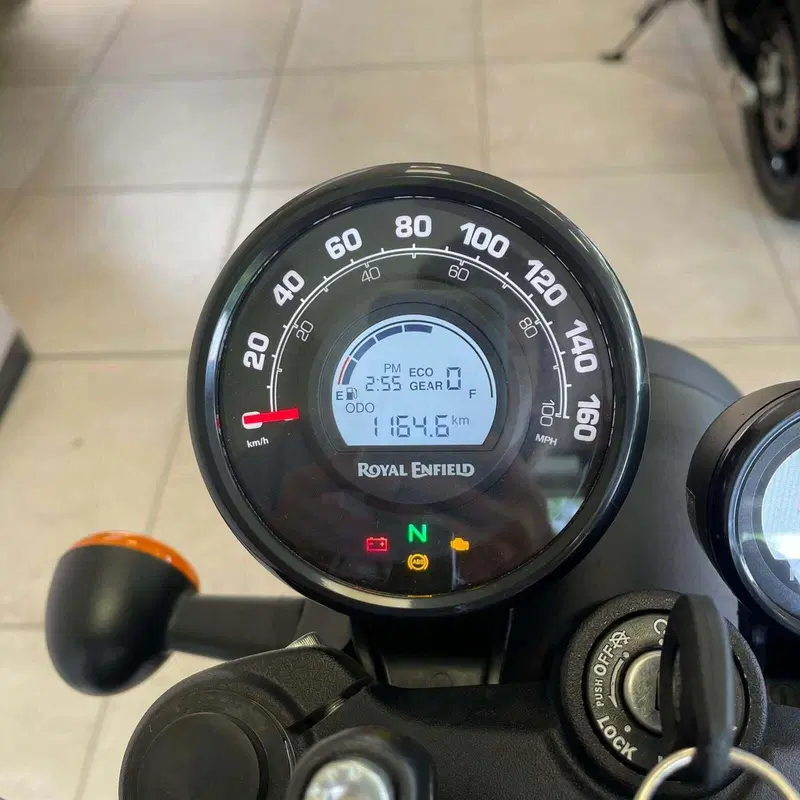Royal Enfield Meteor 350 (2021 - 26) (2)