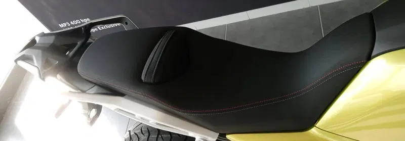 Moto Guzzi V85 Strada (2024 - 26) (13)