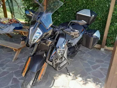 KTM 890 Adventure R (2022) usata