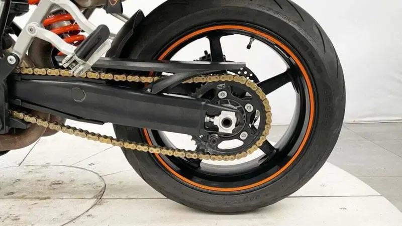 KTM 990 Supermoto R (2009 - 11) (5)