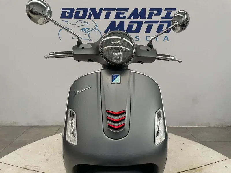 Vespa GTS 300 Touring ABS (2017 - 19) (3)
