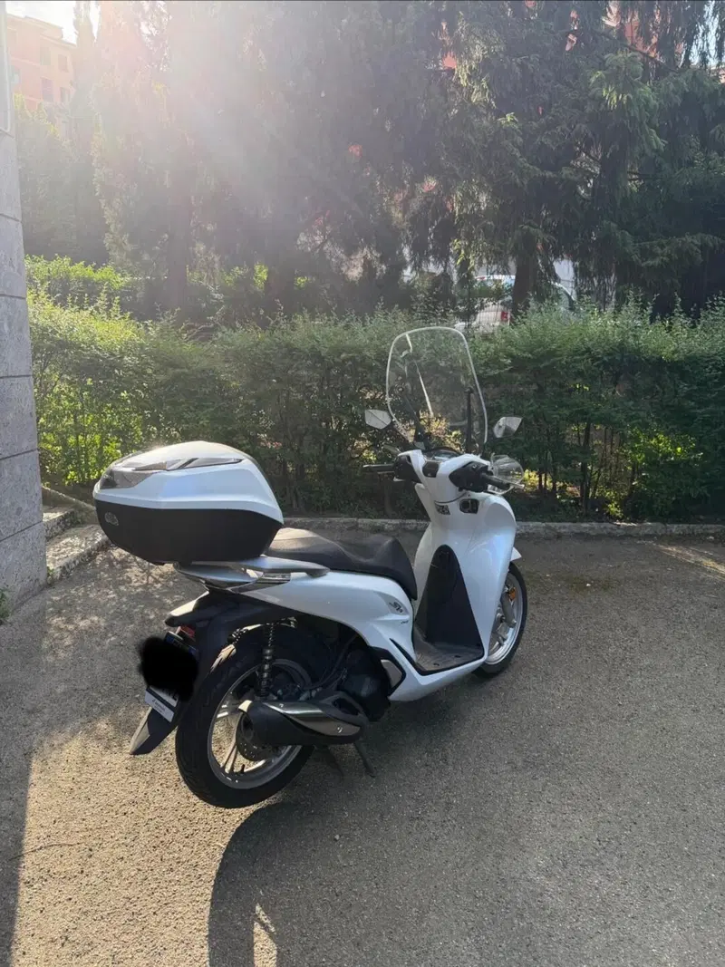 Honda SH 150i (2020 - 23) (3)
