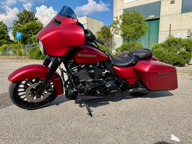 Harley-Davidson 114 Street Glide Special (2019 - 20) - FLHXS (3)