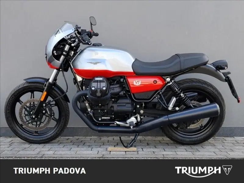 Moto Guzzi V7 Stone Corsa (2023 - 25) (6)
