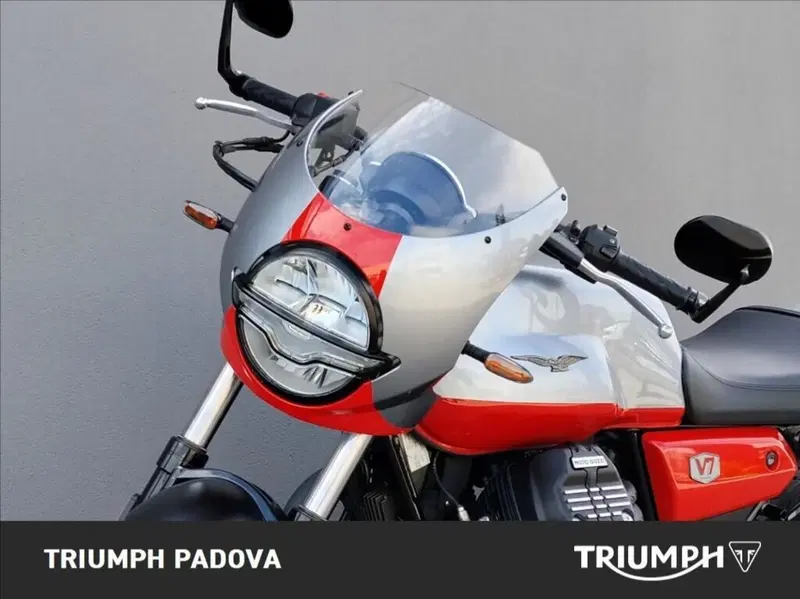 Moto Guzzi V7 Stone Corsa (2023 - 25) (10)