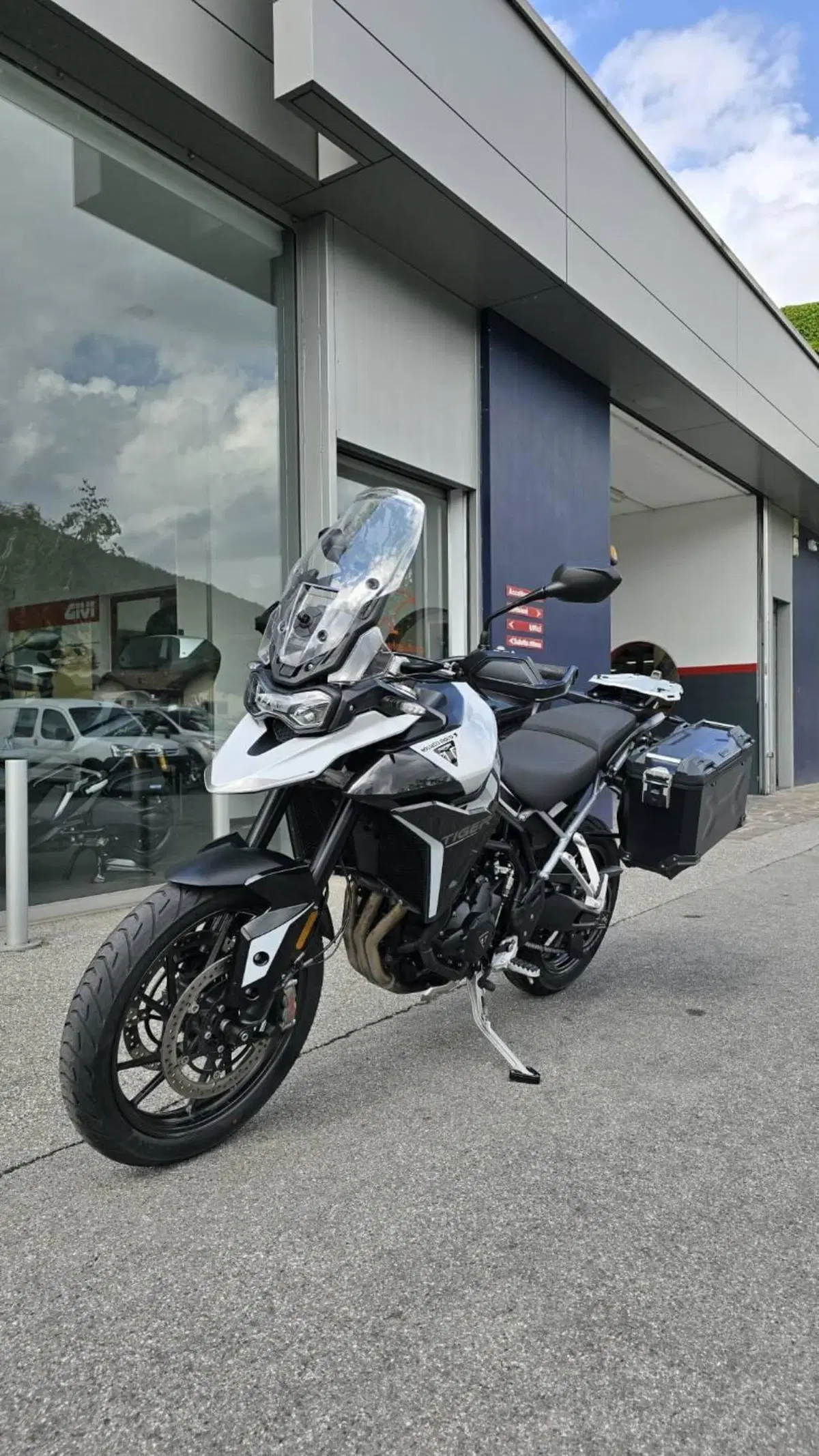 Triumph Tiger 900 GT (2024 - 26) (2)