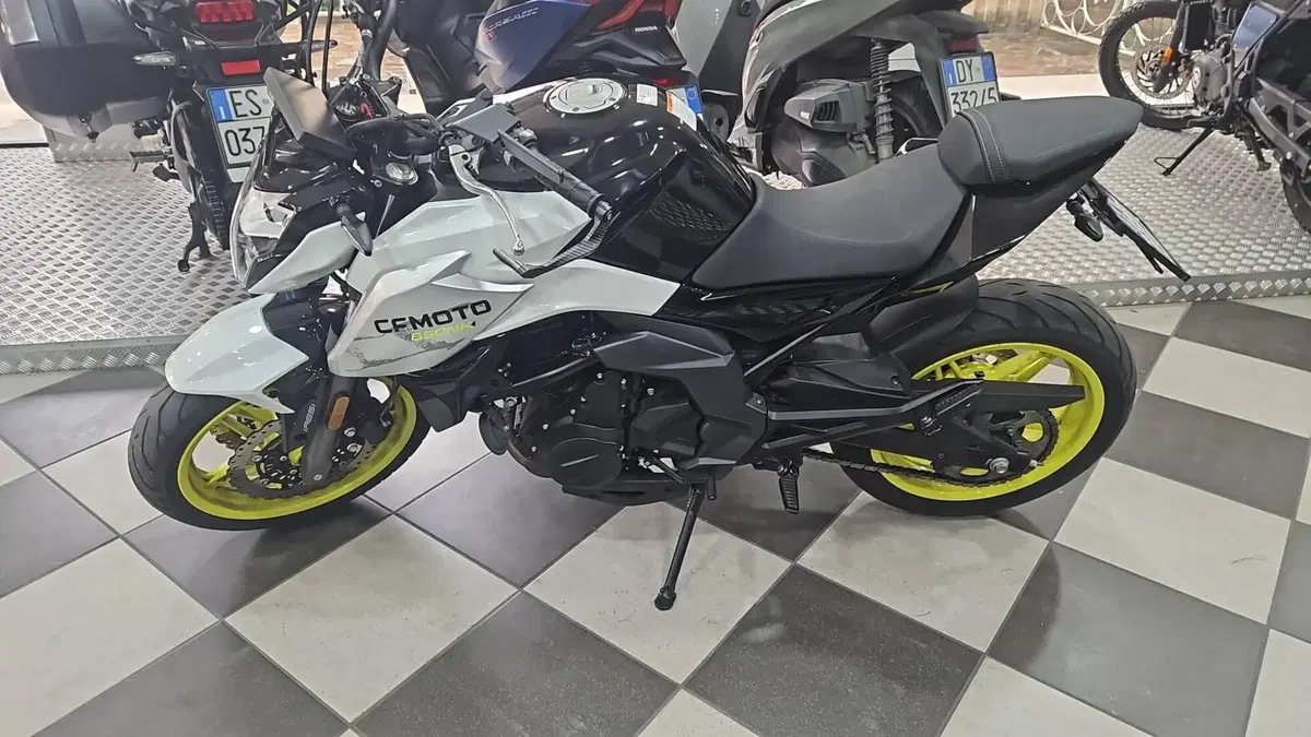 CFMOTO 650NK (2021 - 24)
