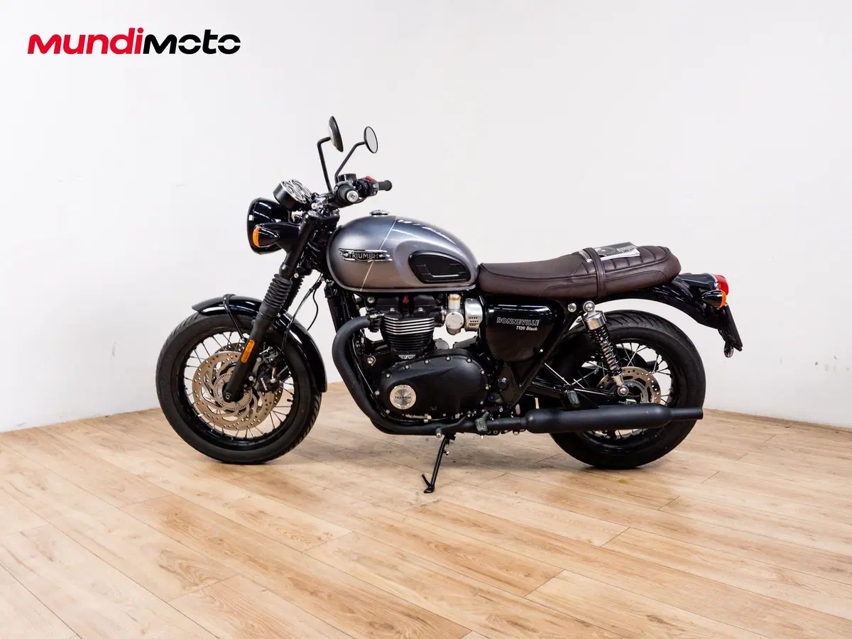 Triumph Bonneville T120 Black (2026) (5)