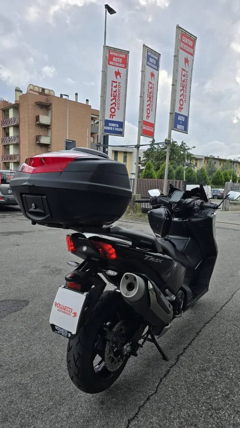 Yamaha T-Max 530 ABS (2015 - 17) (6)