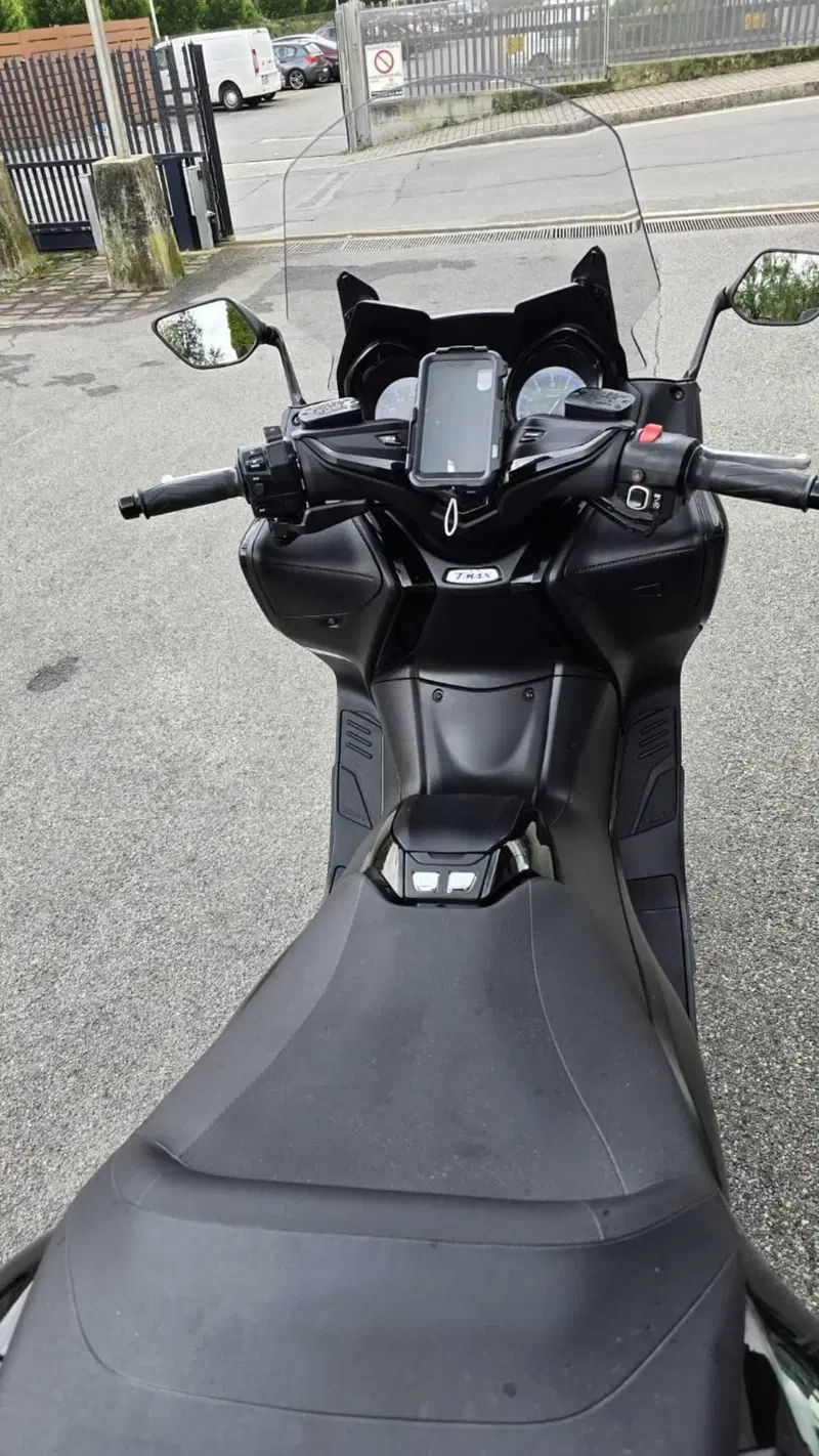 Yamaha T-Max 530 ABS (2015 - 17) (10)