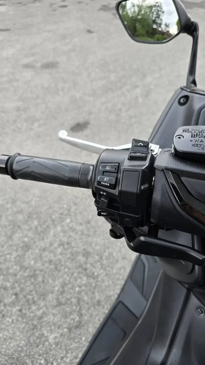 Yamaha T-Max 530 ABS (2015 - 17) (13)