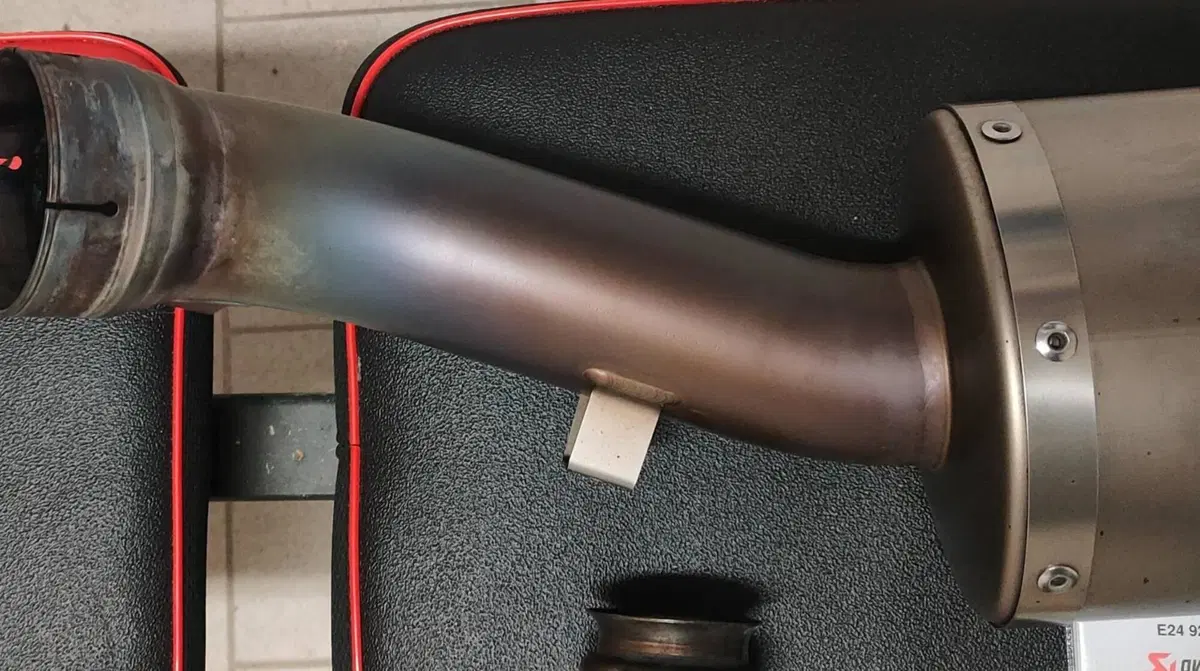 Scarico Akrapovic BMW GS Bialbero (7)