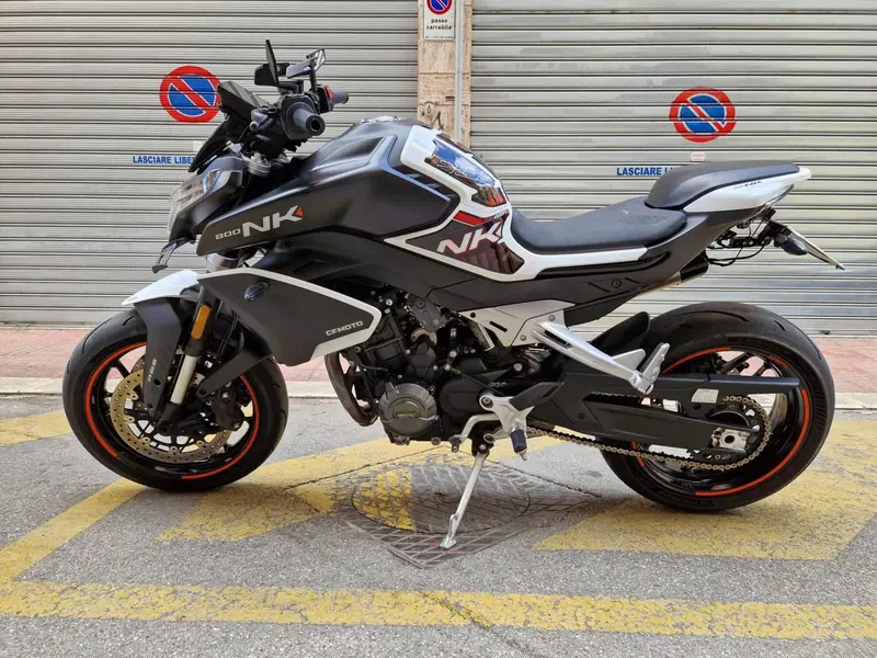 CFMOTO 800NK Advanced (2023 - 26) (3)
