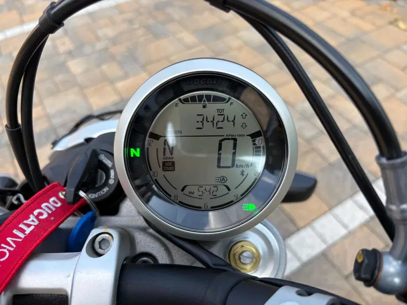 Ducati Scrambler 800 Desert Sled Fasthouse (2021 - 22) (2)