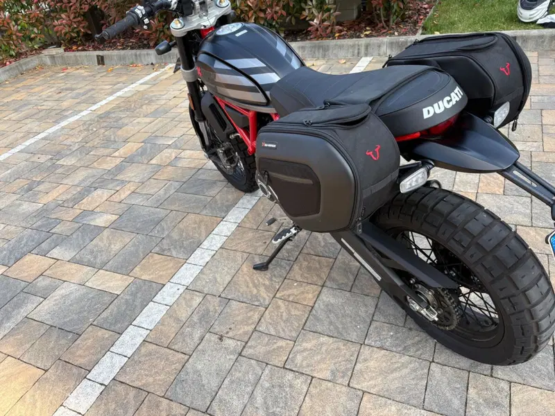 Ducati Scrambler 800 Desert Sled Fasthouse (2021 - 22) (3)
